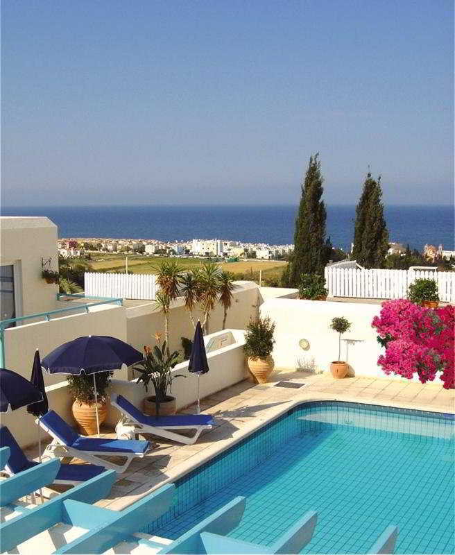 Sunny Hill Apartmanhotel 3*